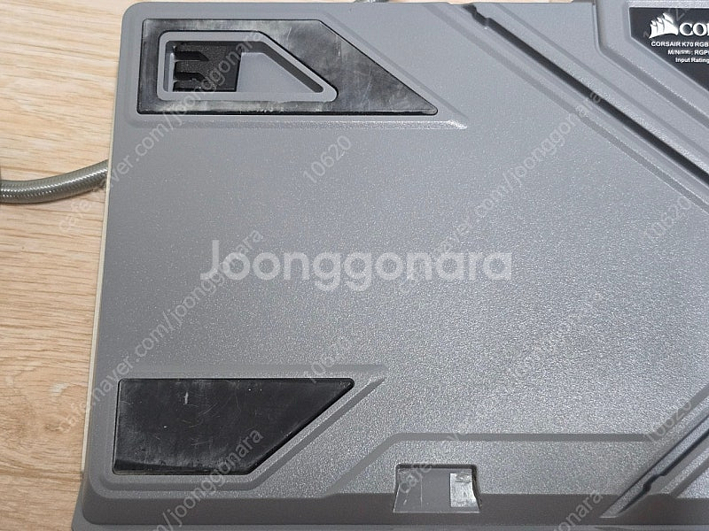 커세어 기계식 키보드 K70 RGB MK.2 SE (은...--8