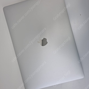맥북프로 2019 i9 8코어 16G램 1T SSD 정품 아답터 포함 (박스없음)