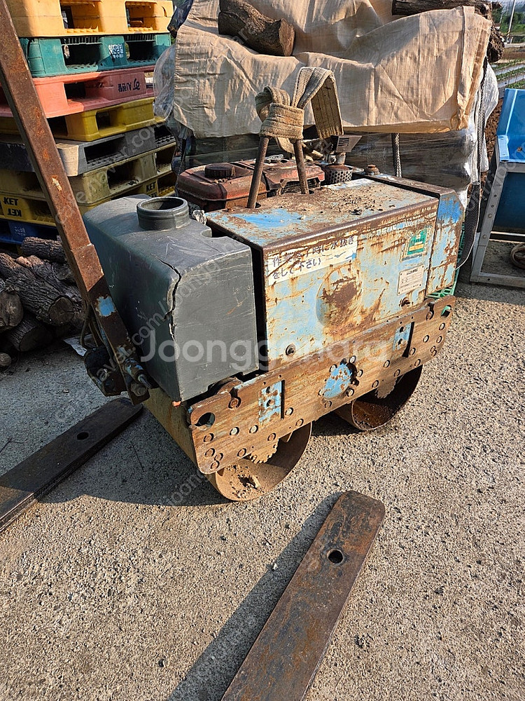 1톤 진동로라 팝니다--1