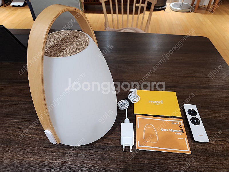 무니 mooni andale 블루투스스피커겸 조명 우체국택배 택포 8만원--1