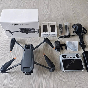 DJI 매빅3 (MAVIC3) 클래식 (DJI-RC 포함)