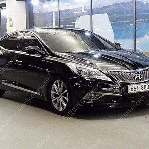 그랜저 중고 가격 중고 그랜저 검정색 2015년식 HG300 EXCLUSIVE 스페셜 중고차 살 때