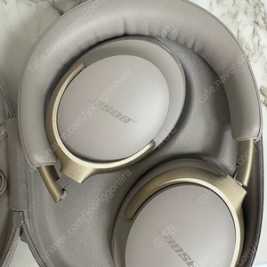 Bose Qc 울트라 헤드폰(샌드스톤) 거의새상품