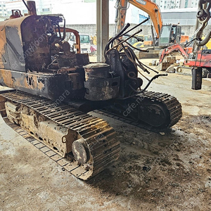 현대 02 HX60AMT 2021년식 하부 부품 팝니다 중고굴삭기 부품