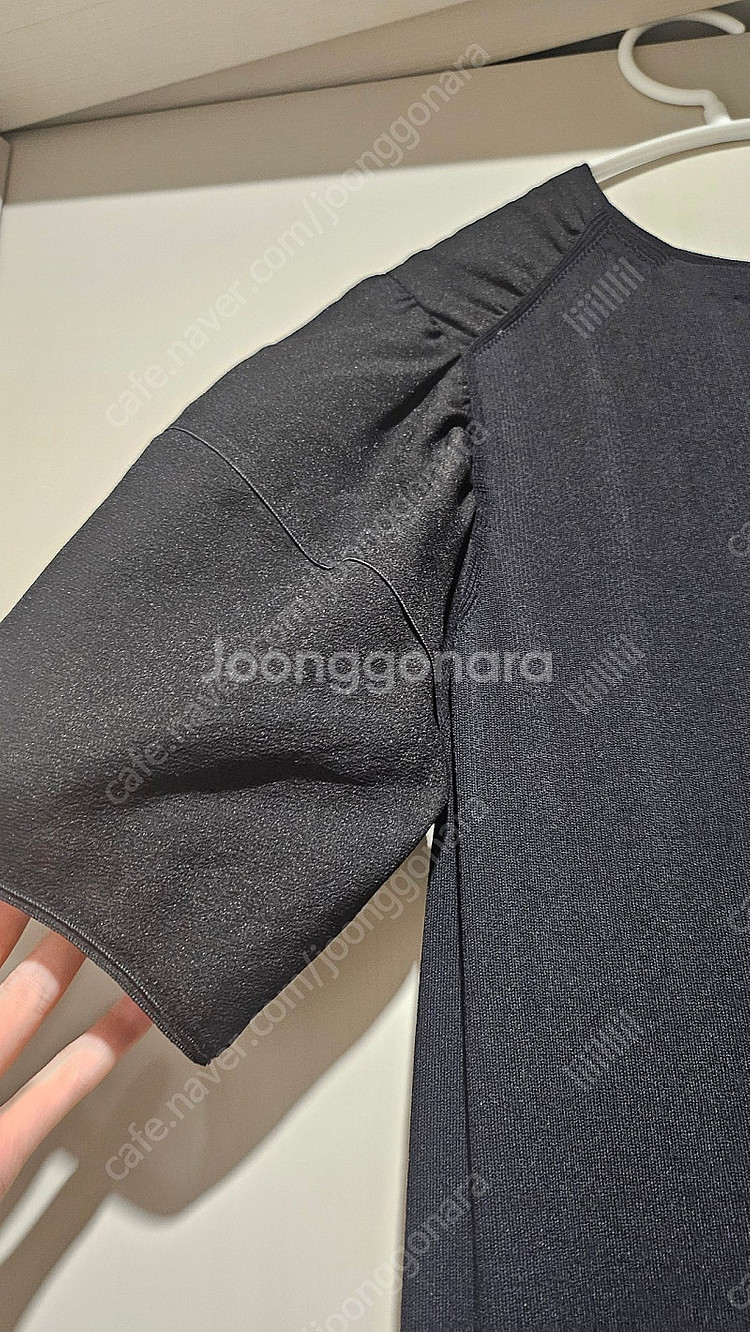 한섬 타임 니트 원피스 블랙--1