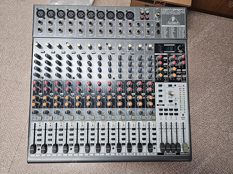 ジャンク BEHRINGER XENYX QX2442USB 中古現状品 ジャンク BEHRINGER