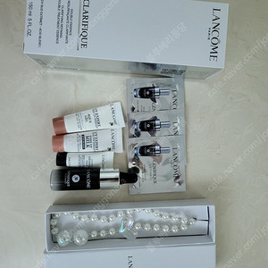 랑콤 클라리피끄 더블 트리트먼트 에센스 150ml 새상품 판매합니다.