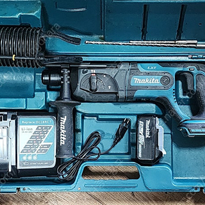 마끼다 충전 로타리 함마드릴(makita/ DHR 241), 로덴베르거 체인 컷쏘, 서광 마그드릴(23미리 드릴), 디월트 충전 햄머드릴드라이버 (DCD 796 20V max XR