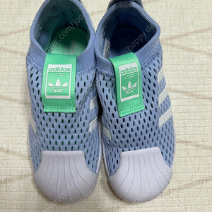 아디다스 키즈 메쉬 운동화180