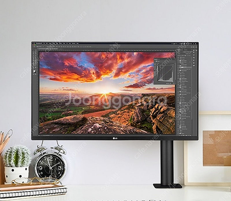 LG 4K 모니터 32인치 UN880--2