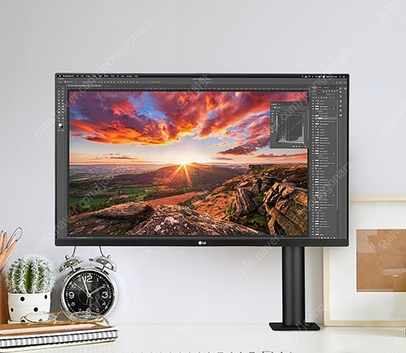 LG 4K 모니터 32인치 UN880 이미지