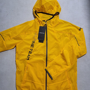 K2 경량바람막이 100 & 105 & 110 (미사용)--3만원