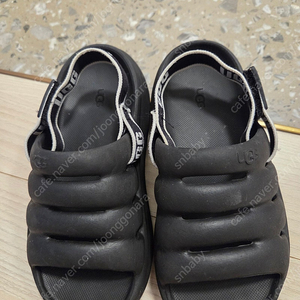 어그 키즈 슬라이드 샌들