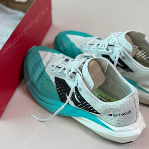 뉴발란스 페이서 v2 285 2E