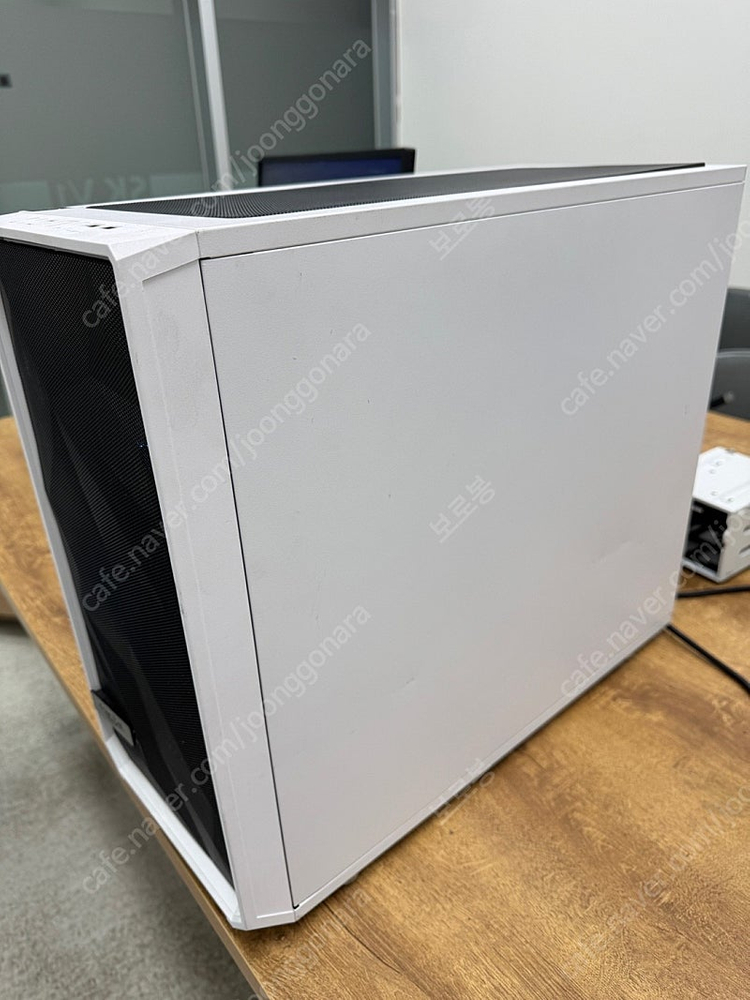 라이젠3950x 64g 1080ti 고사양 게이밍 컴퓨터 본체 팝니다.--2