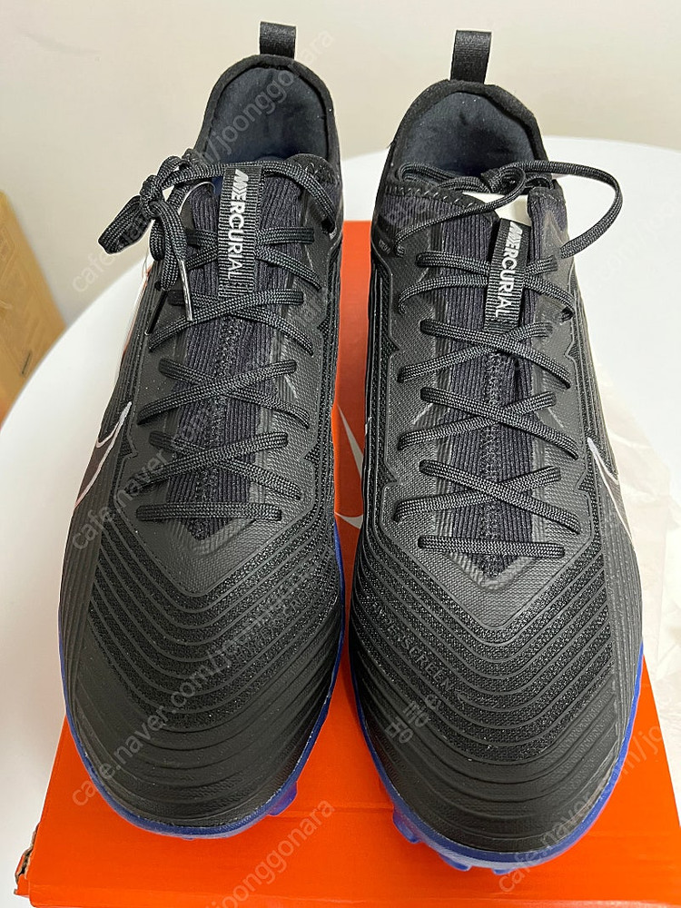 나이키 축구화/풋살화 300사이즈 다수(풀박스 새상품&중고) 이미지