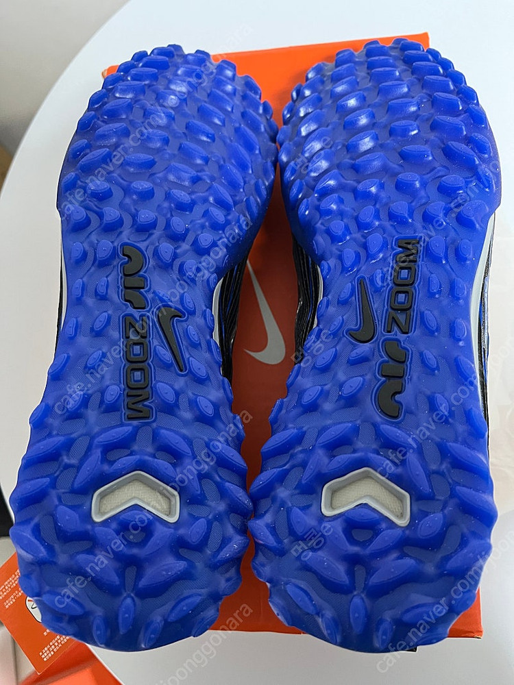 나이키 축구화/풋살화 300사이즈 다수(풀박스 새상품&중고) 이미지