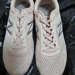 뉴발란스 런닝화 운동화 225