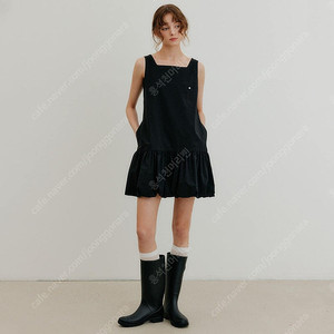 Lookast 라라 벌룬 블랙 원피스 S 정가168,000원 3시간 단시간착용
