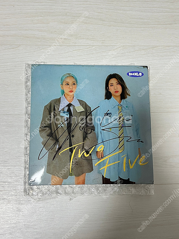 볼빨간사춘기 싸인CD 친필싸인CD Two Five--0