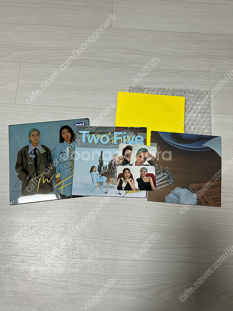 볼빨간사춘기 싸인CD 친필싸인CD Two Five--1