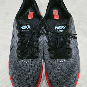 호카 오네오네 클리프톤8 (정품)290사이즈