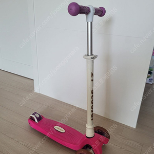 21세기 마카롱 스쿠터 킥보드 씽씽이