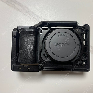 sony a6400(+스몰리그 케이지) 판매합니다 (부산/울산/양산)