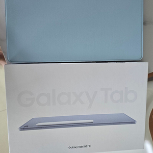 갤럭시탭s10fe 플러스 wifi256팝니다