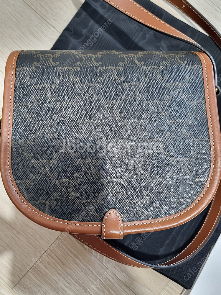셀린느 폴코백 인천공항 면세점 구매--4