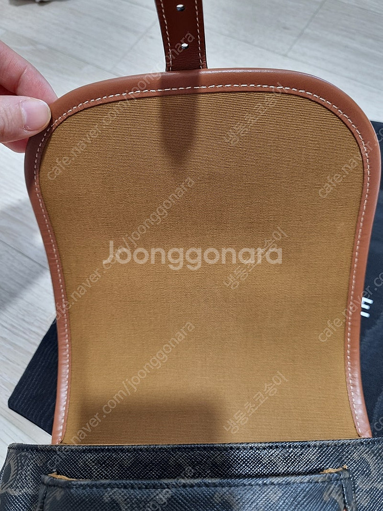 셀린느 폴코백 인천공항 면세점 구매--8