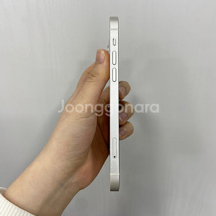 69579 아이폰12 128기가 화이트 팝니다 30만원--6