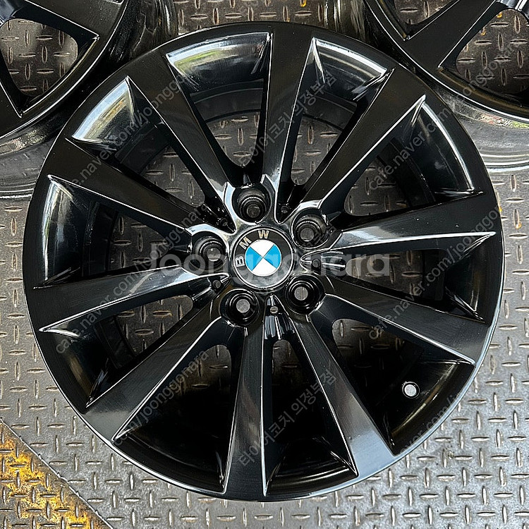 18인치 BMW F10 5시리즈 528i 유광블랙 순정...--3