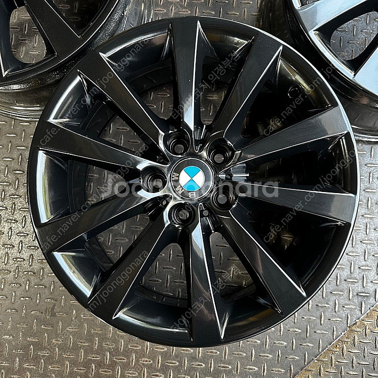 18인치 BMW F10 5시리즈 528i 유광블랙 순정...--4