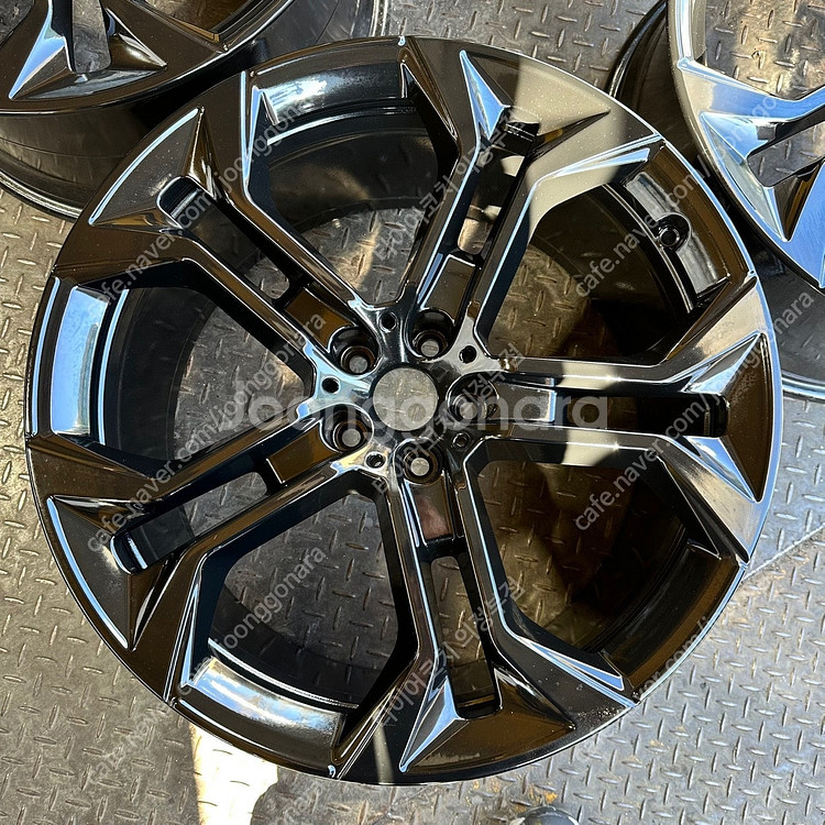 21인치 BMW G05 X5 744M 유광블랙 순정휠 ...--4