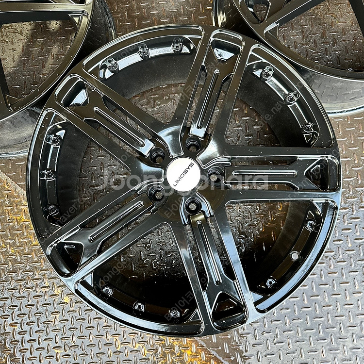 22인치 리모시스 RS600 유광블랙 PCD120 랜드...--3