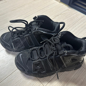 나이키 업템포 180 키즈 남아