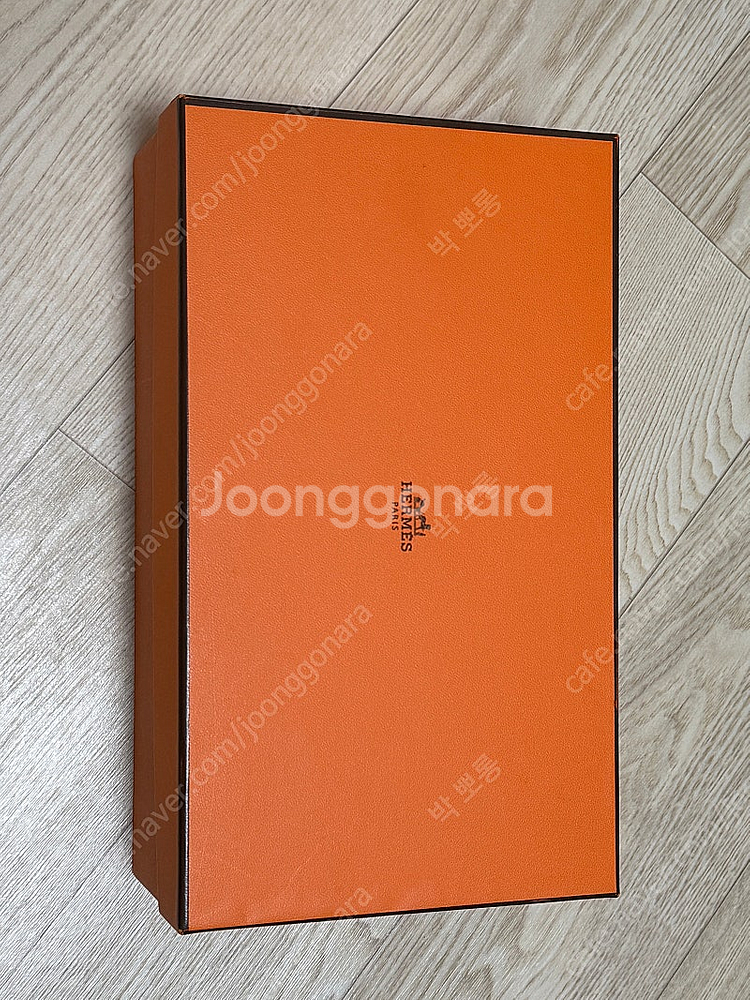 에르메스 흰색 뮬 (착용감있음)--1