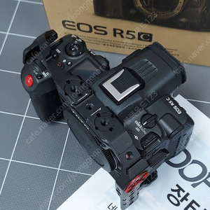 캐논 R5C 시네마 미러리스 카메라