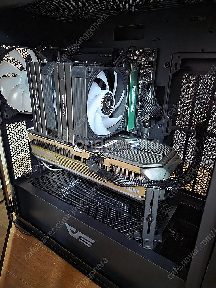 9800x3d + RTX 5080 완본체 팝니다.--1