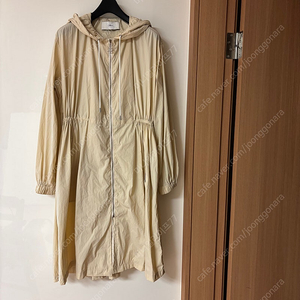 듀엘 나일론 바스락 경량 사파리 바람막이 후드 야상 점퍼 자켓 출근룩 올드머니룩 코트 109000원