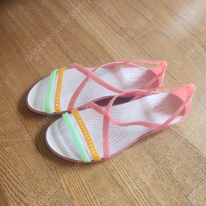 크록스 w8
