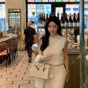 (새상품) 라플라 레오 셋업 아이보리 알투더블유 메르시비앙 블랑쇼 샵엠 망매플 유메르 킨더살몬 비뮤즈 엘보른 보웬 더로랑