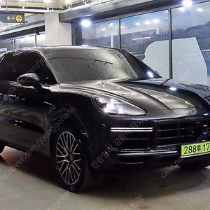 포르쉐 카이엔 중고 중고자동차 서울중고차 카이엔 중고차키로수 2020년식 44,997km 4.0 터보 중고차구매