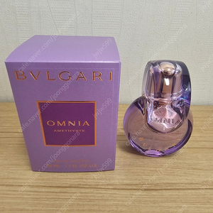 불가리 옴니아 아메시스트 50ml 판매합니다~