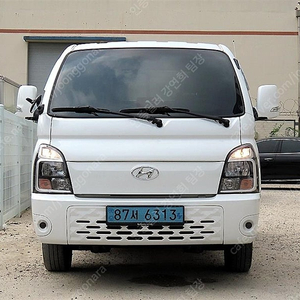 소형화물 포터2 중고차 할부가능 흰색 2021년식 25,862km 1.0톤/슈퍼캡/초장축/프리미엄스페셜 중고차구매