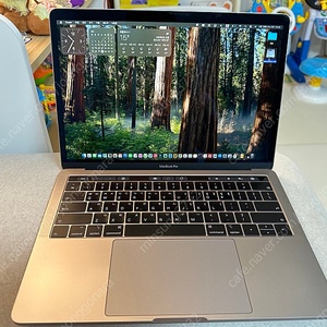 2019 맥북 프로 13인치 256GB + 터치바 모델 판매합니다. (풀박)바ㅣㄱ