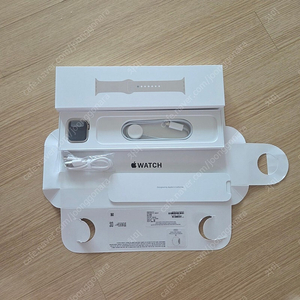 새상품 애플워치 SE 40mm 스타라이트(GPS타입)