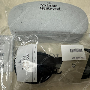 (새상품) 비비안웨스트우드 VW-5068-001 오벌 선글라스