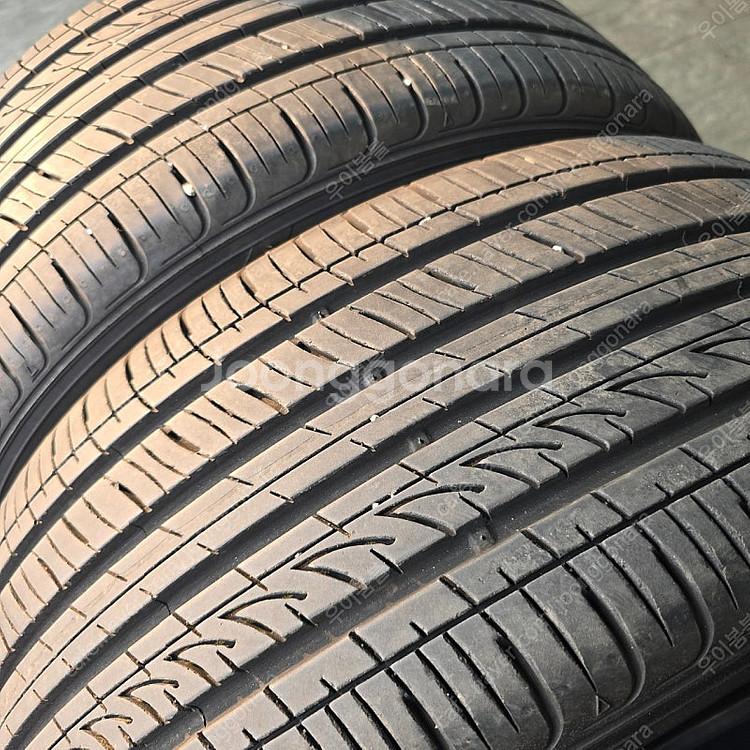 오페라 골드 225/45R17 한대분 4개 팝니다--3